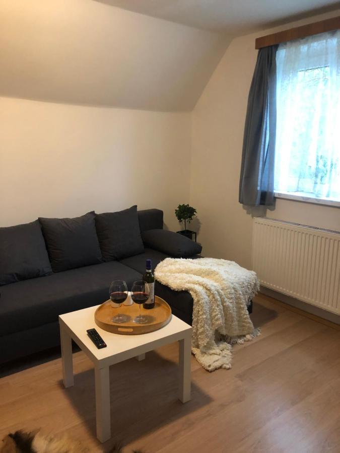 Apartmany Jevany Экстерьер фото