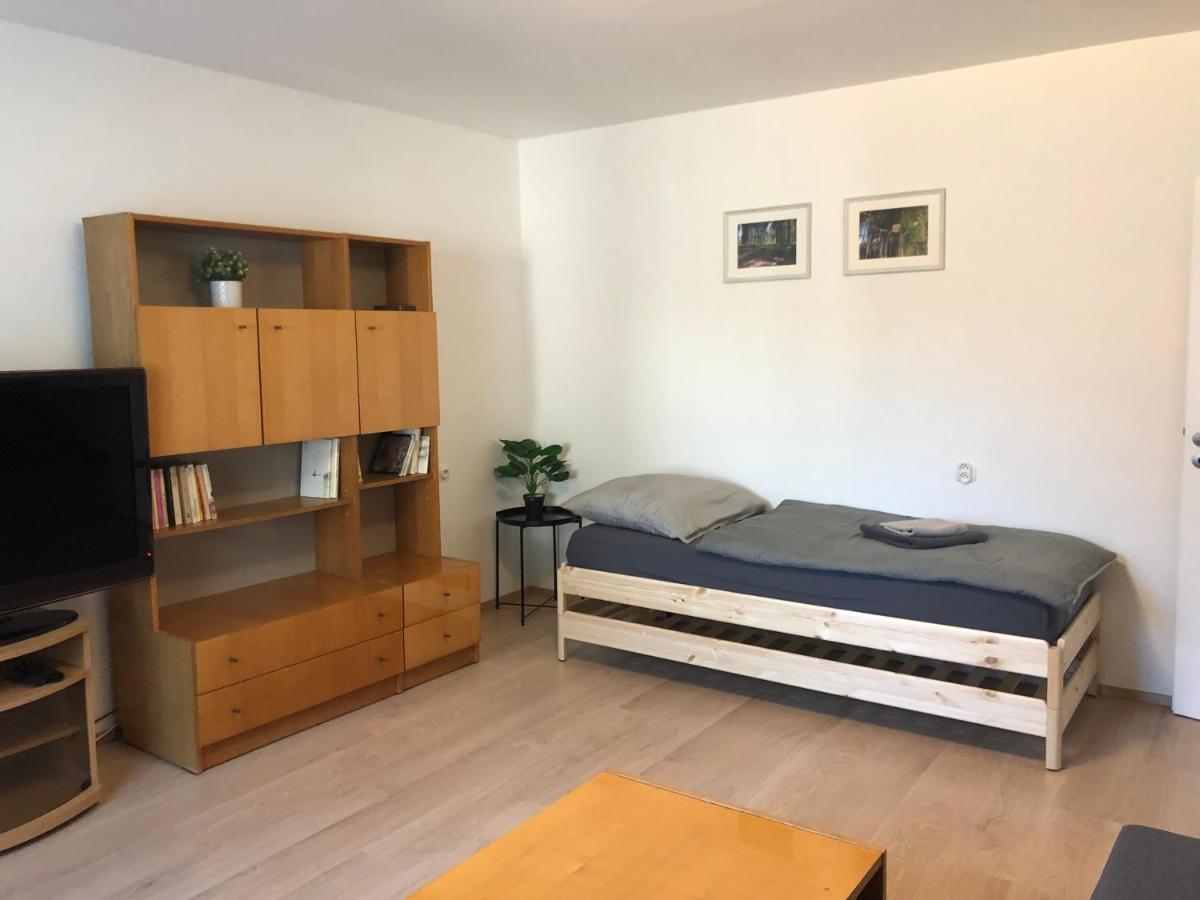Apartmany Jevany Экстерьер фото